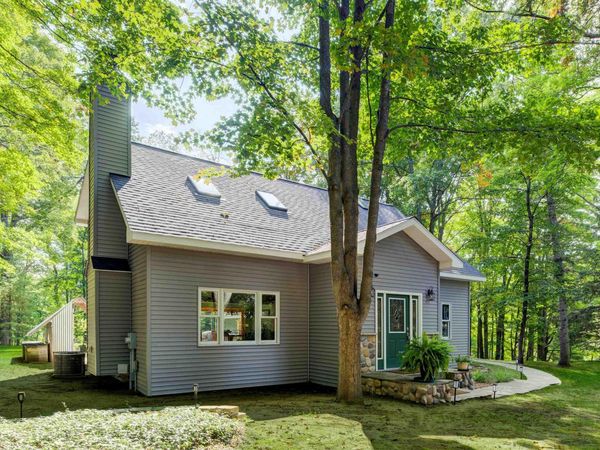 10019 Skiver Road, Traverse City, MI 49685