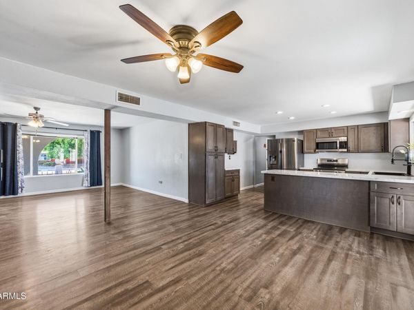 4254 W CAMINO ACEQUIA, Phoenix, AZ 85051
