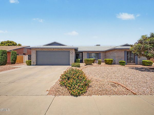 6116 W WILLOW Avenue, Glendale, AZ 85304
