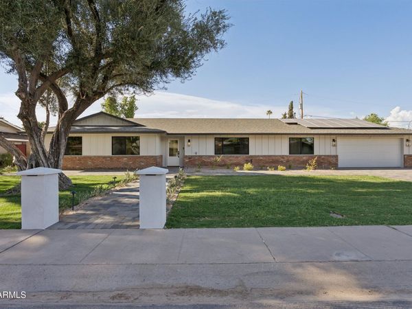 144 E WINTER Drive, Phoenix, AZ 85020