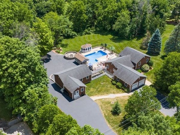 4 Fern Avenue, Amesbury, MA 01913