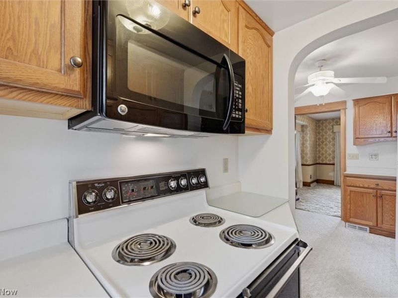 556 Belvedere Avenue SE, Warren, OH 44483 Photo 13