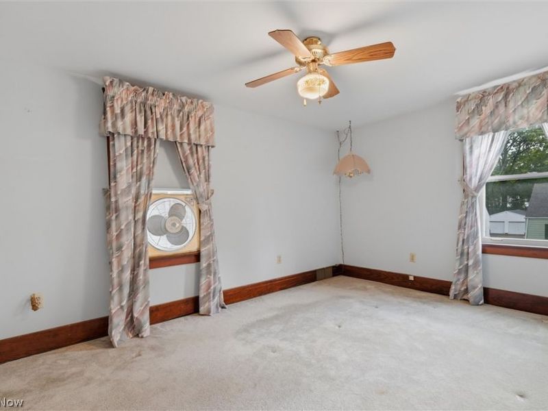 556 Belvedere Avenue SE, Warren, OH 44483 Photo 14