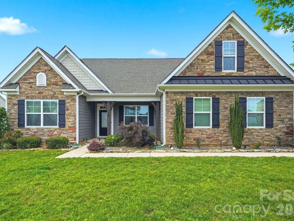 110 Caversham Drive , Mooresville, NC 28115
