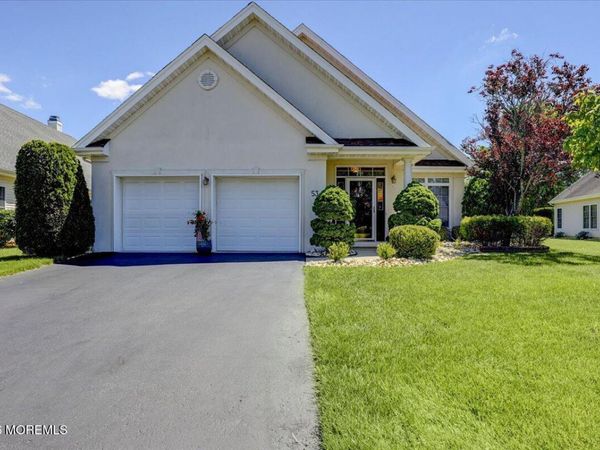 53 Yates Road, Manalapan, NJ 07726