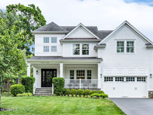 28 Lockwood Place, Fair Haven, NJ 07704