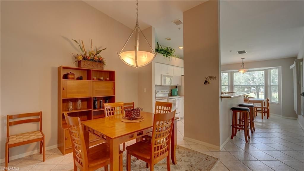 8083 Queen Palm Ln , Unit 424, Fort Myers, FL 33966 Photo