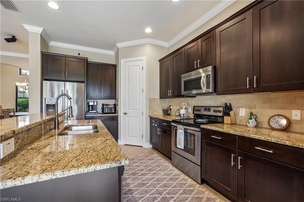 10100 Belcrest Blvd , Fort Myers, FL 33913 Photo