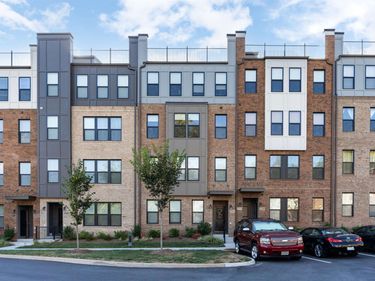 824 WESLEY LN, Unit B, CHARLOTTESVILLE, VA 22911