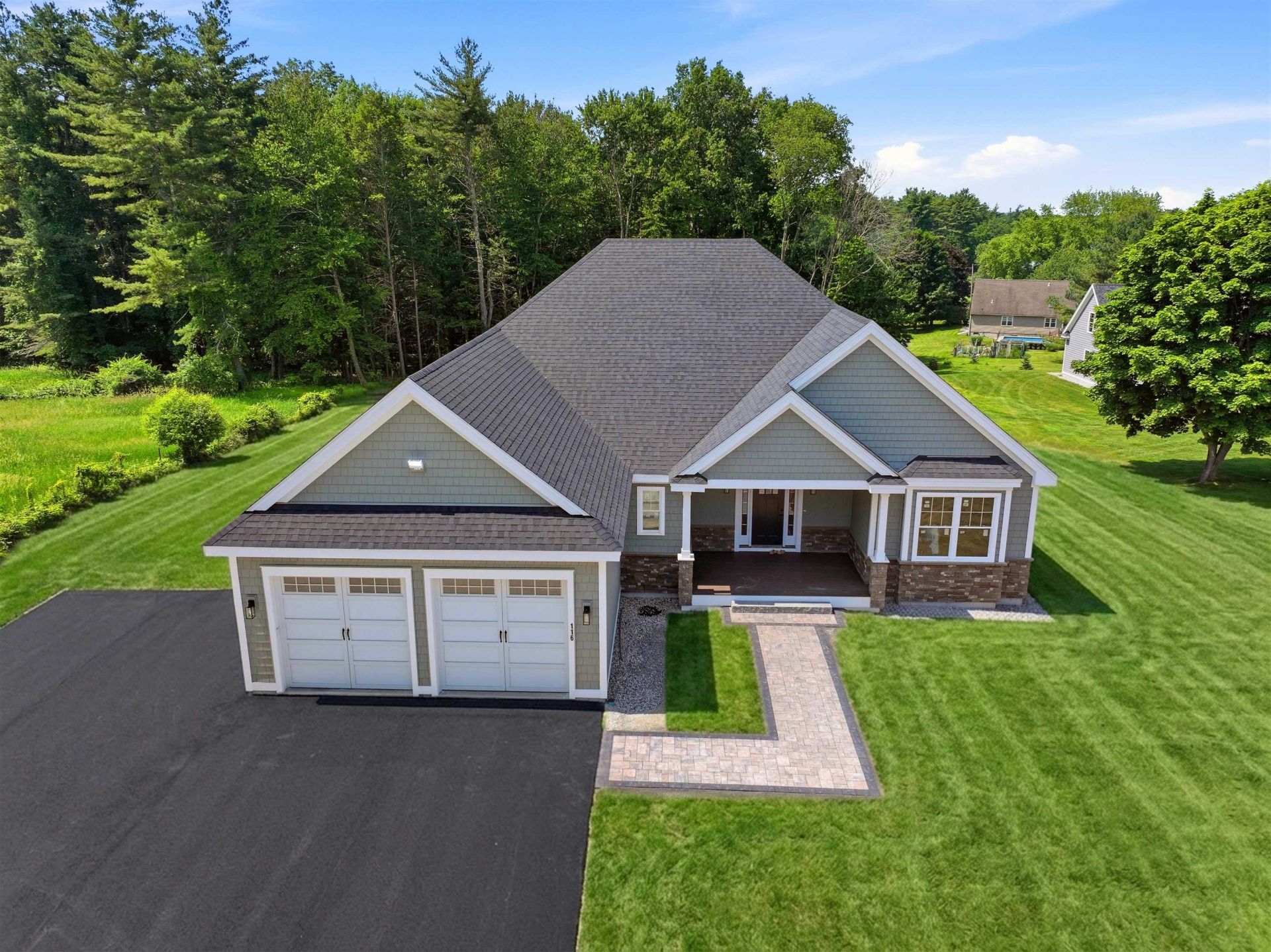 116 Winnicutt Road, Stratham, NH 03885 Main Photo