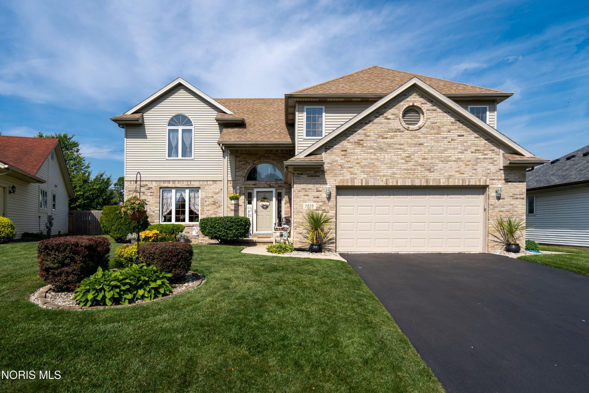 5859 Reinwood Drive, Toledo, OH 43613 Main Photo