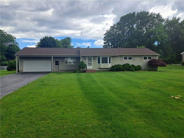 75 Woody Lane, Rochester, NY 14625