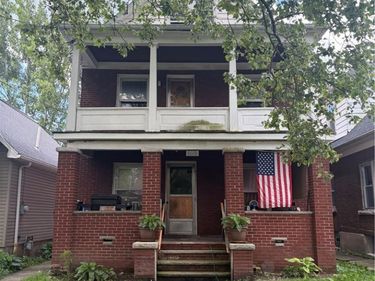 1793 Welch Avenue , Unit Upper, Niagara Falls, NY 14303