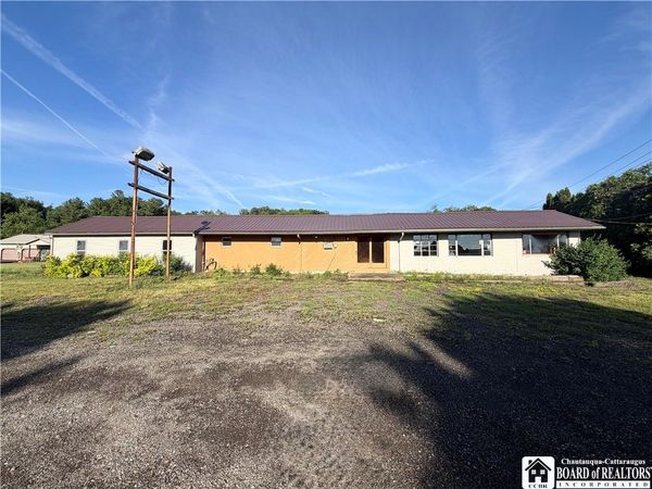 4005 N Main Street Extension, Jamestown, NY 14701