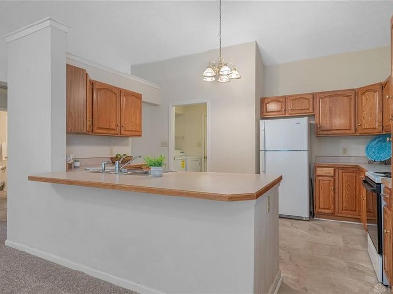 335 Whisper Lane, Xenia Township, OH 45385 Photo 4