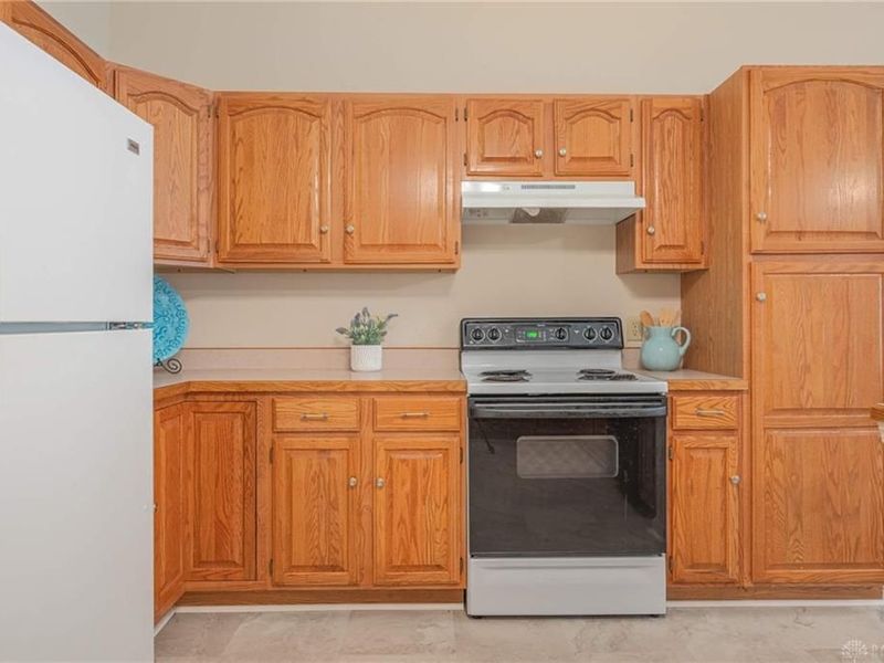 335 Whisper Lane, Xenia Township, OH 45385 Photo 5