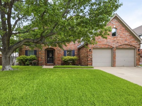 5219 Shadow Glen Drive, Grapevine, TX 76051