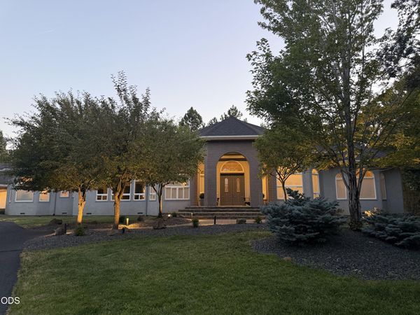 3729 NW Summerfield Road, Bend, OR 97703