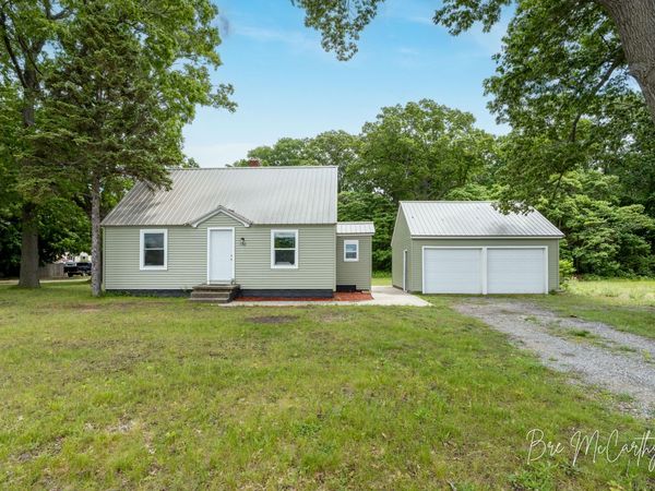 1186 N Wood Street, Muskegon, MI 49445