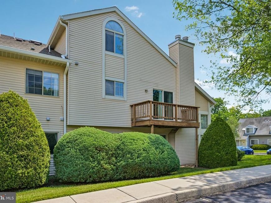 418 Brown Briar Circle, Horsham, PA 19044 Main Photo