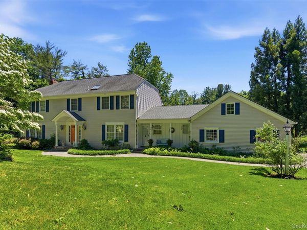 54 Snake Hill Road , Cold Spring Harbor, NY 11724