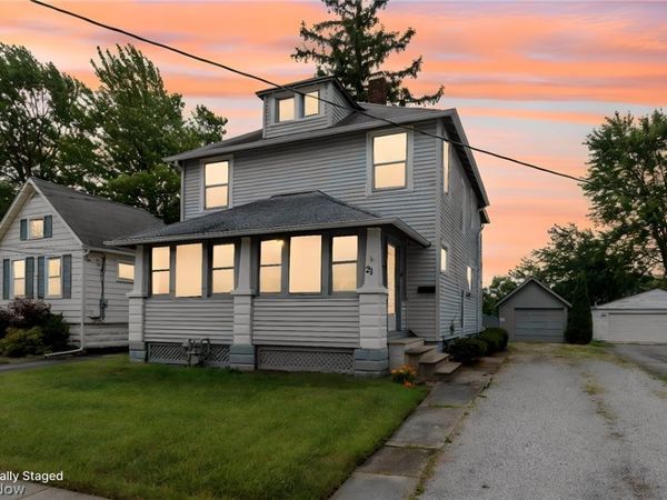 21 Lincoln Avenue , Berea, OH 44017
