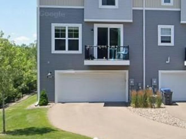 2185 Gateway Curve , North Saint Paul, MN 55109