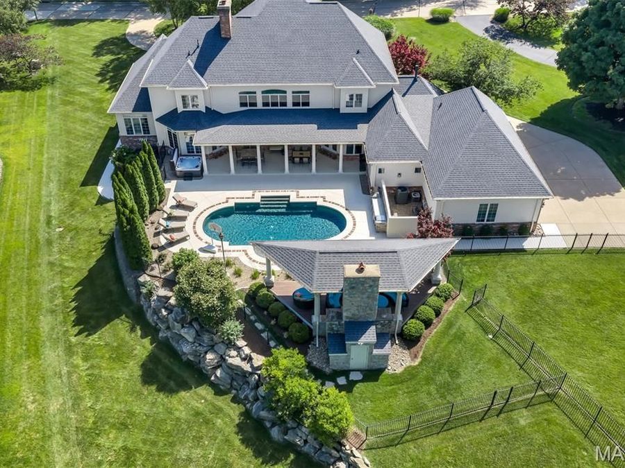 Property Image 92