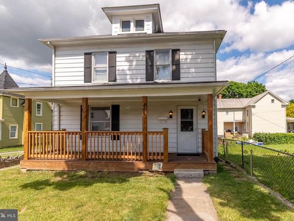 405 PORTER AVENUE , MARTINSBURG, WV 25401