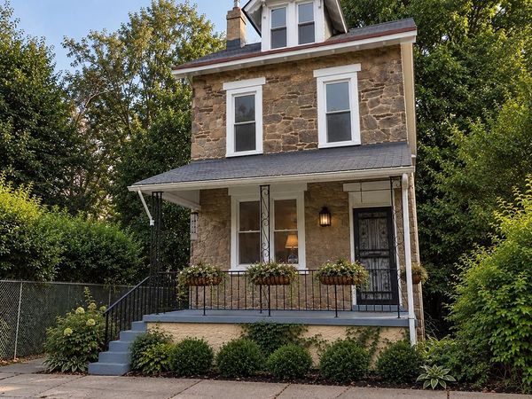 121 E PLEASANT STREET, PHILADELPHIA, PA 19119