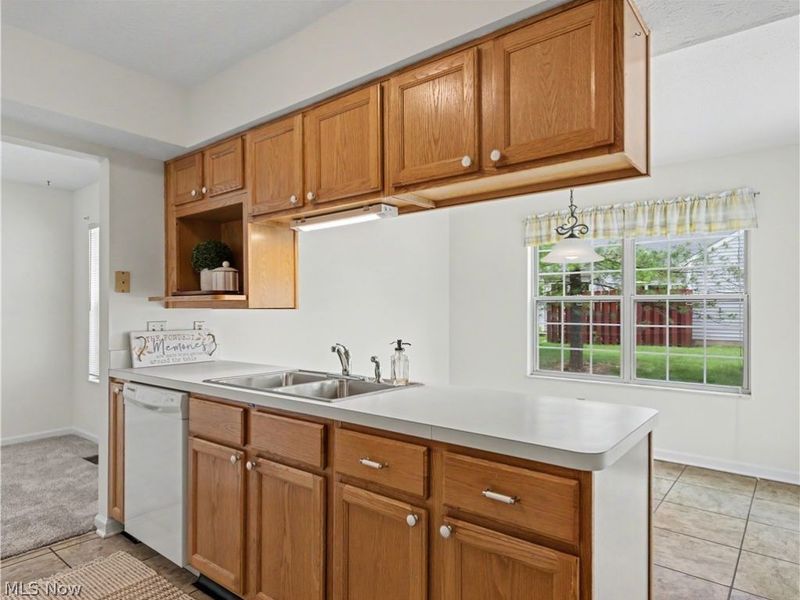 3500 E Prescott Circle, Cuyahoga Falls, OH 44223 Photo 11