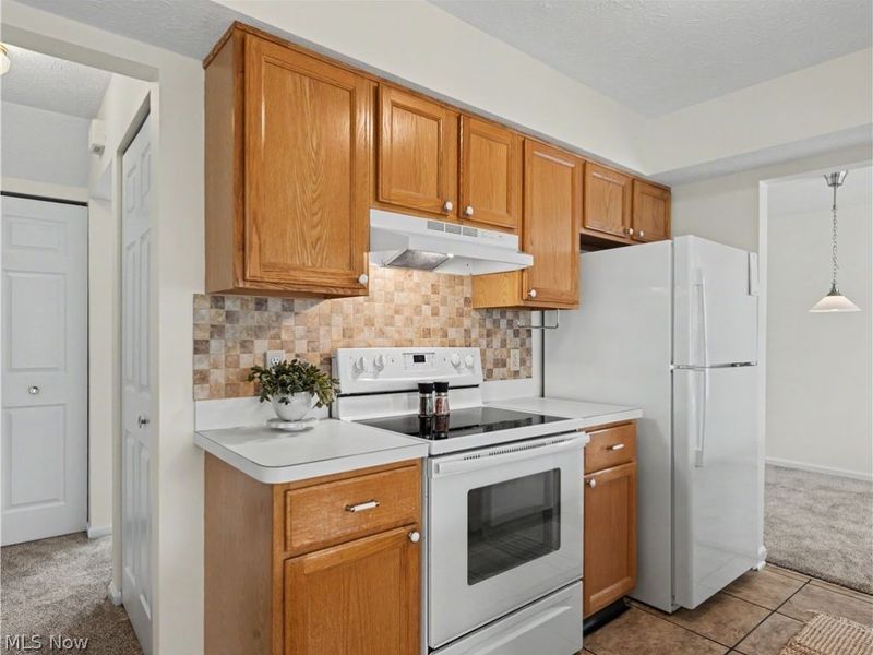 3500 E Prescott Circle, Cuyahoga Falls, OH 44223 Photo 13