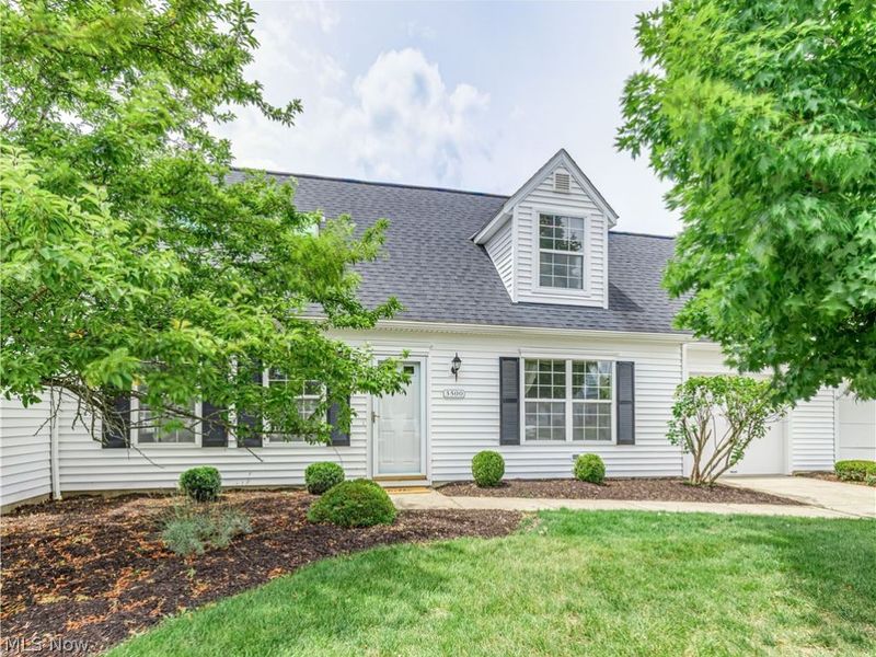 3500 E Prescott Circle, Cuyahoga Falls, OH 44223 Photo 2