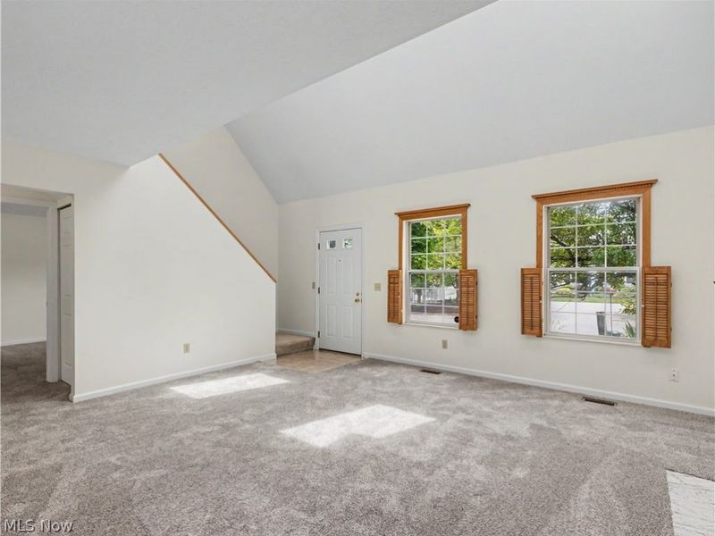 3500 E Prescott Circle, Cuyahoga Falls, OH 44223 Photo 6