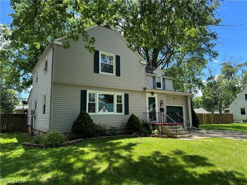 410 Louisiana Avenue, Elyria, OH 44035 Photo 2