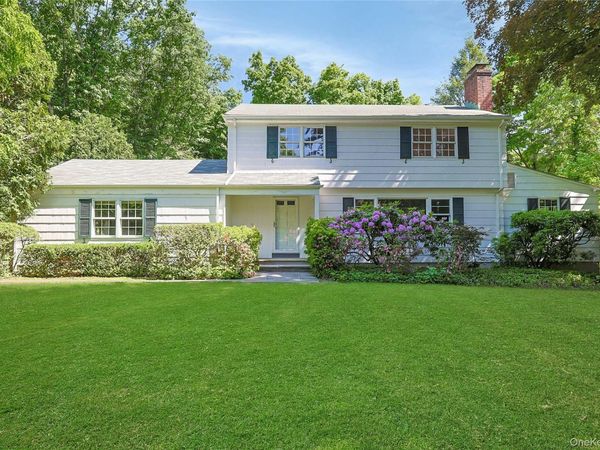 100 Devoe Road , Chappaqua, NY 10514
