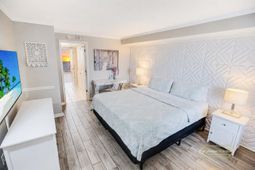 2301 N Ocean Blvd.  photo 4