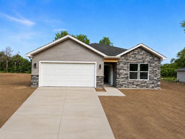 3466 Clinton Way, Jackson, MI 49201