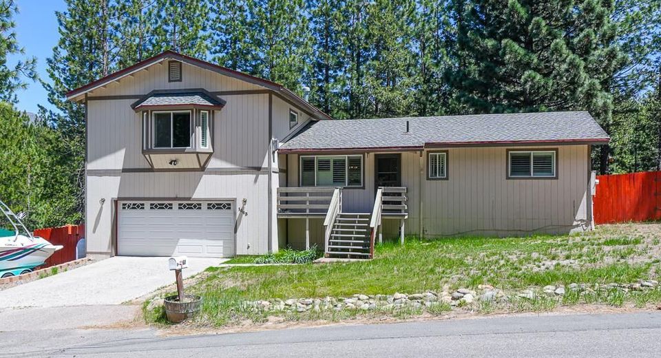 1063 Onnontioga Street, South Lake Tahoe, CA 96150 Photo