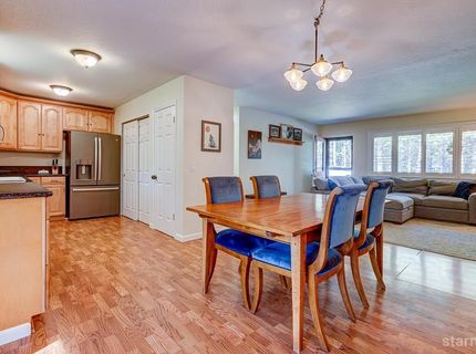 1063 Onnontioga Street, South Lake Tahoe, CA 96150 Photo