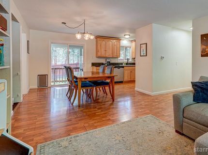 1063 Onnontioga Street, South Lake Tahoe, CA 96150 Photo