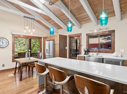 2530 Pinter Avenue, South Lake Tahoe, CA 96150 Photo