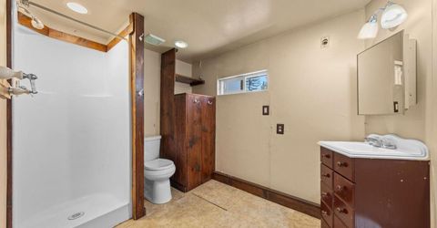 2530 Pinter Avenue, South Lake Tahoe, CA 96150 Photo