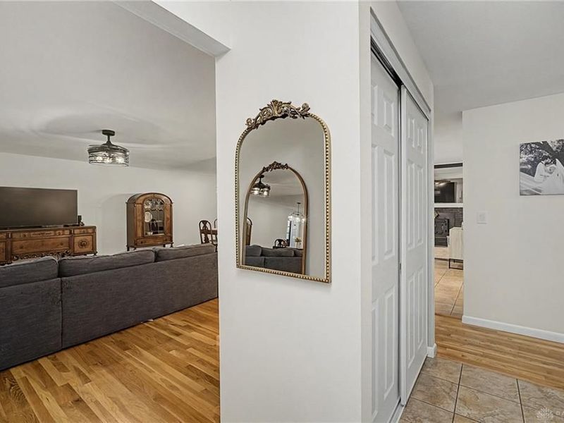 5185 David Drive, Tipp City, OH 45371 Photo 8