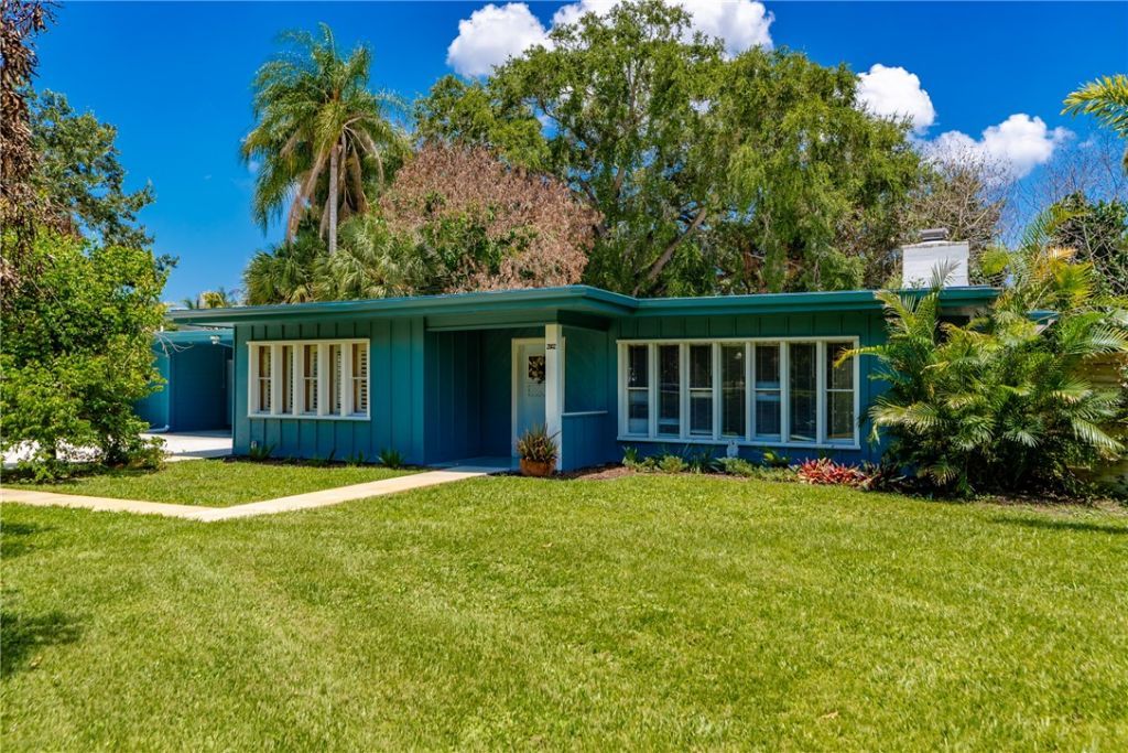 2002 Cordova Avenue, Vero Beach, FL 32960 Photo