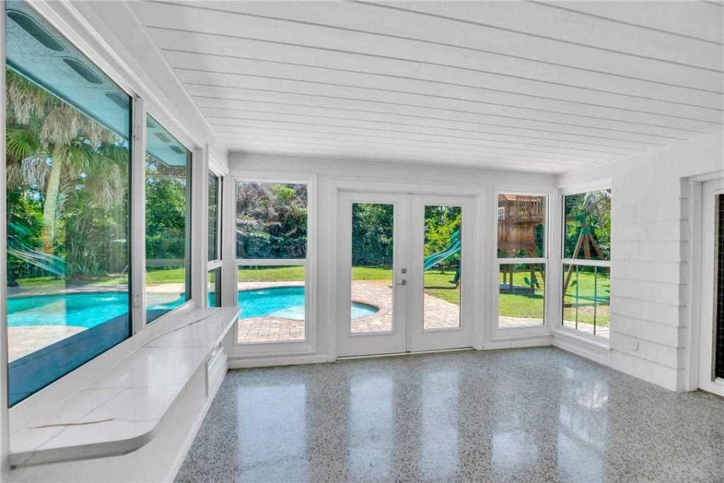 2002 Cordova Avenue, Vero Beach, FL 32960 Photo