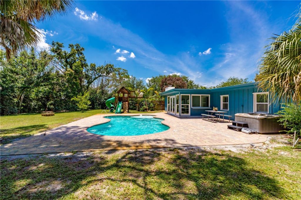 2002 Cordova Avenue, Vero Beach, FL 32960 Photo