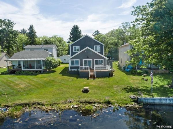 3515 Highland Boulevard, Highland Township, Mi 48356