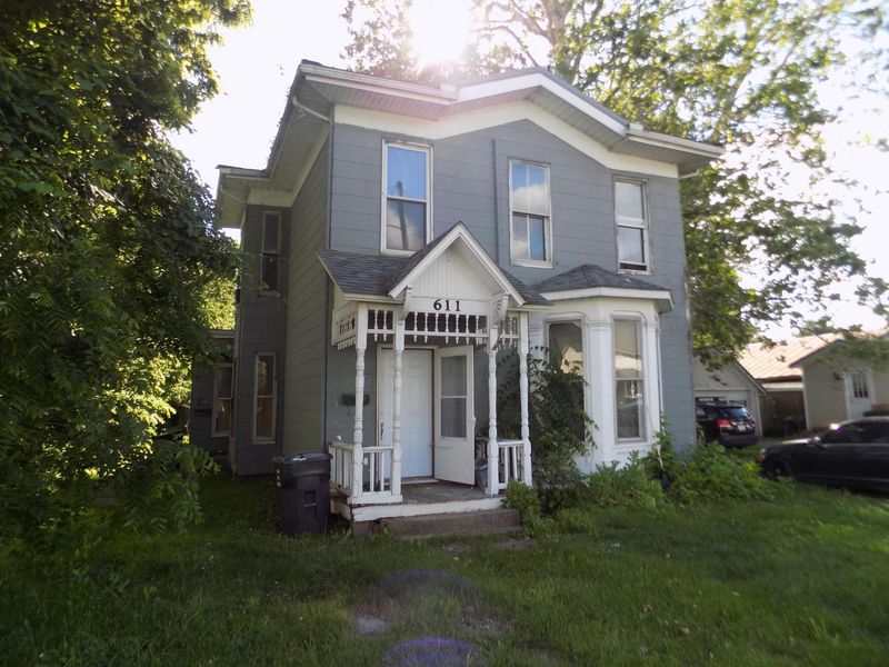 611 N Sandusky Street, Mount Vernon, OH 43050 Photo 2
