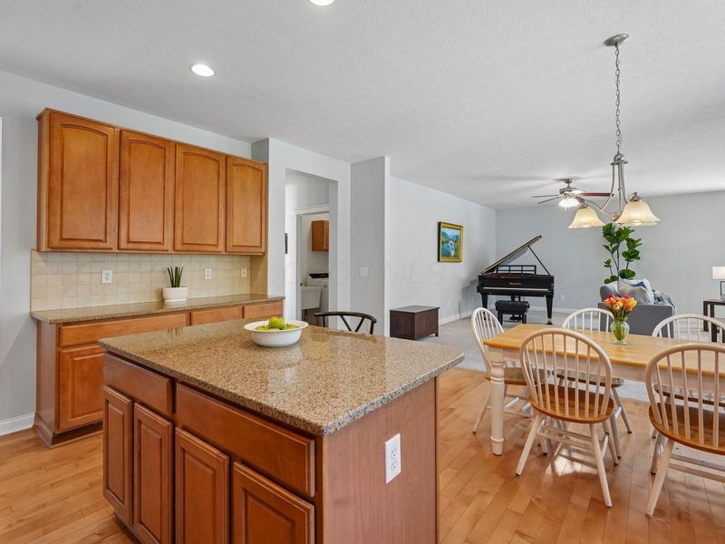 4739 Alston Grove Drive, Westerville, OH 43082 Photo 10